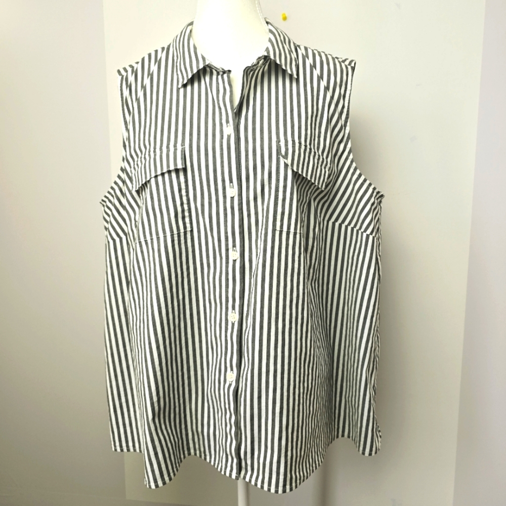 J. jill Striped Sleeveless Lightweight Button-Up Blouse, Sz 2X (PTP 23")